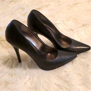 Cathy Jean black high heels